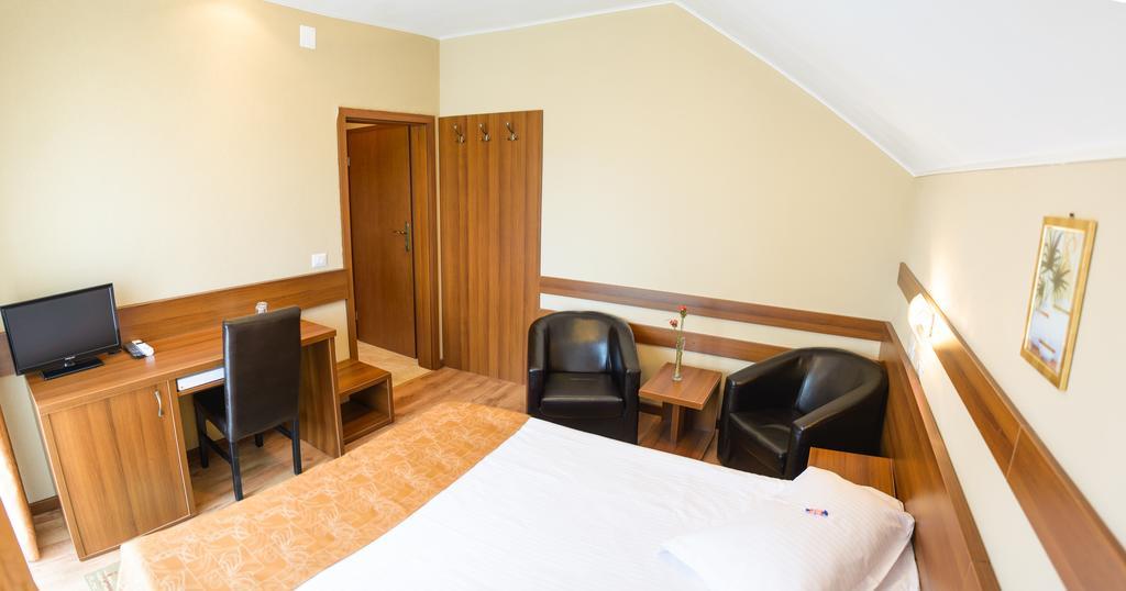 Pensiunea Lunca Arad Quarto foto